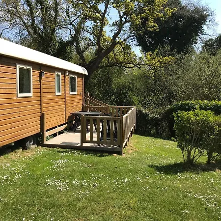 Kemping West 3*